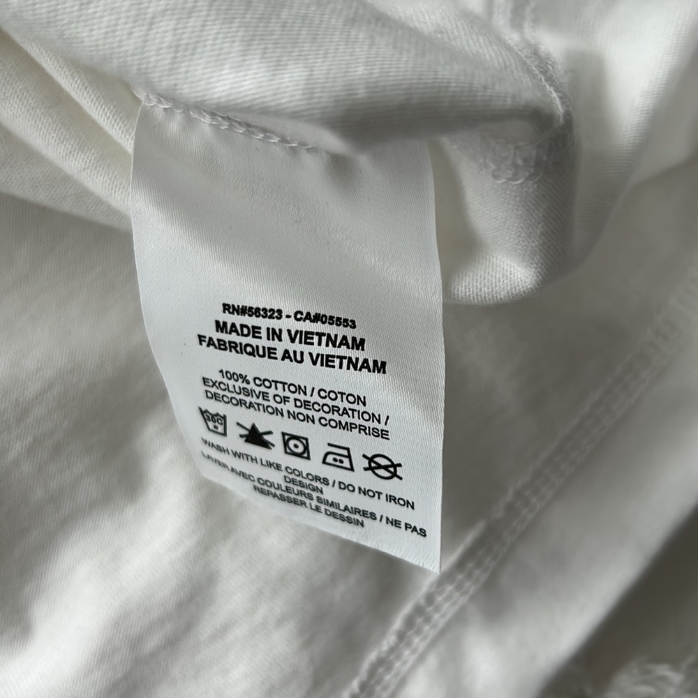 Nike Love at First Scroll mock turtleneck. Stitched necklaces. Women’s Small. - Picture 7 of 10